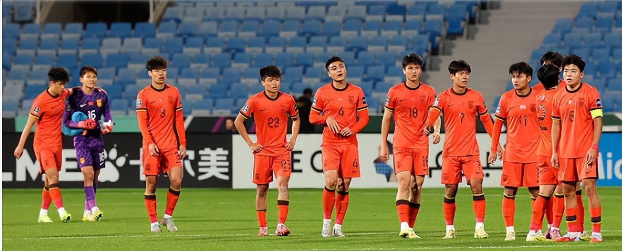 开云体育官网-决战乌兹别克前，U23国足先迎来一个坏消息，取胜希望大大降低