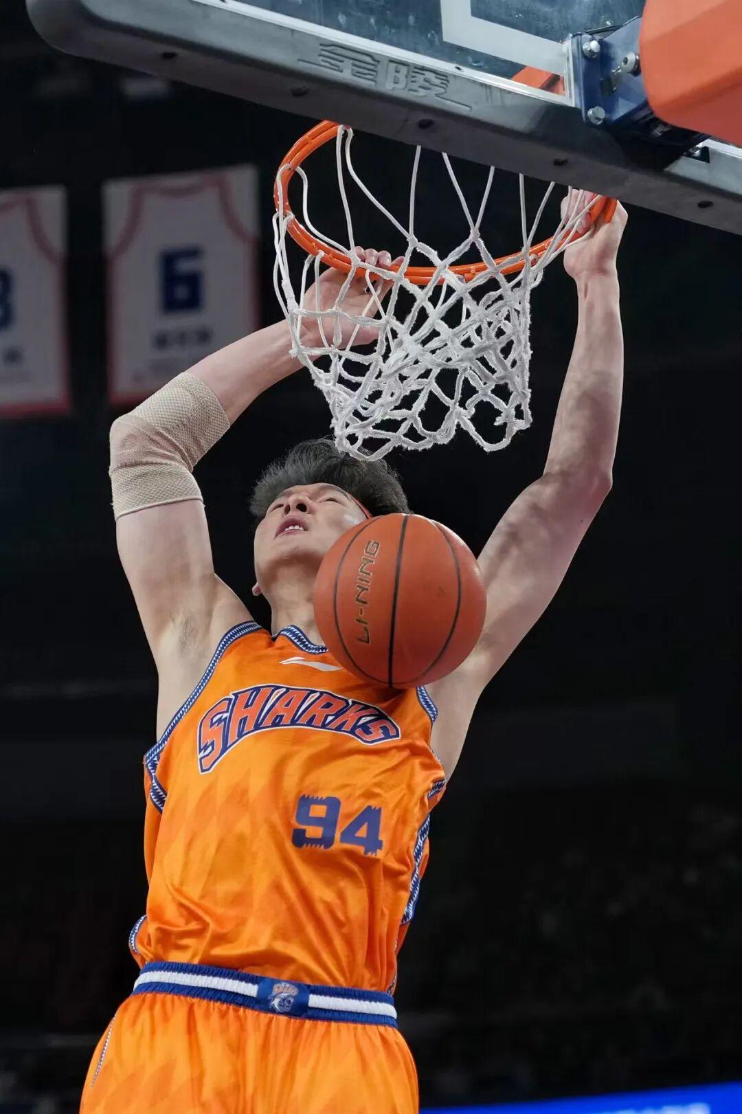 开云体育官网-上海男篮准备起飞?